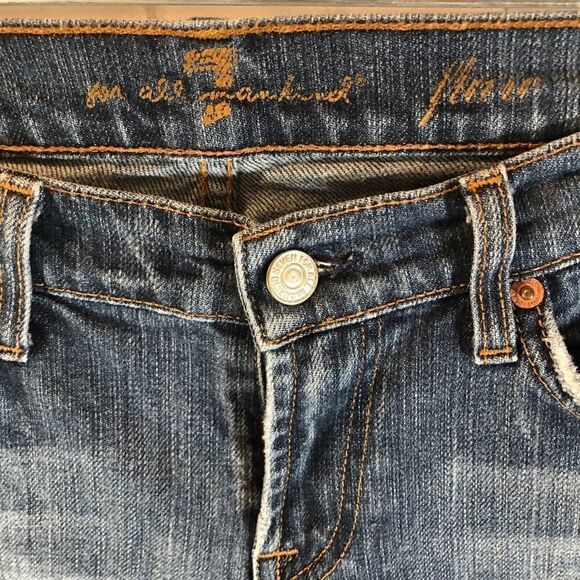 7 for all Mankind Flare Leg Size 27 - Picture 4 of 8
